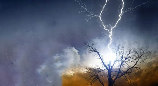 lightning striking a tree spiritual meaning