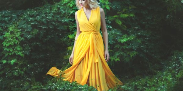 wearing yellow dress spiritual meaning